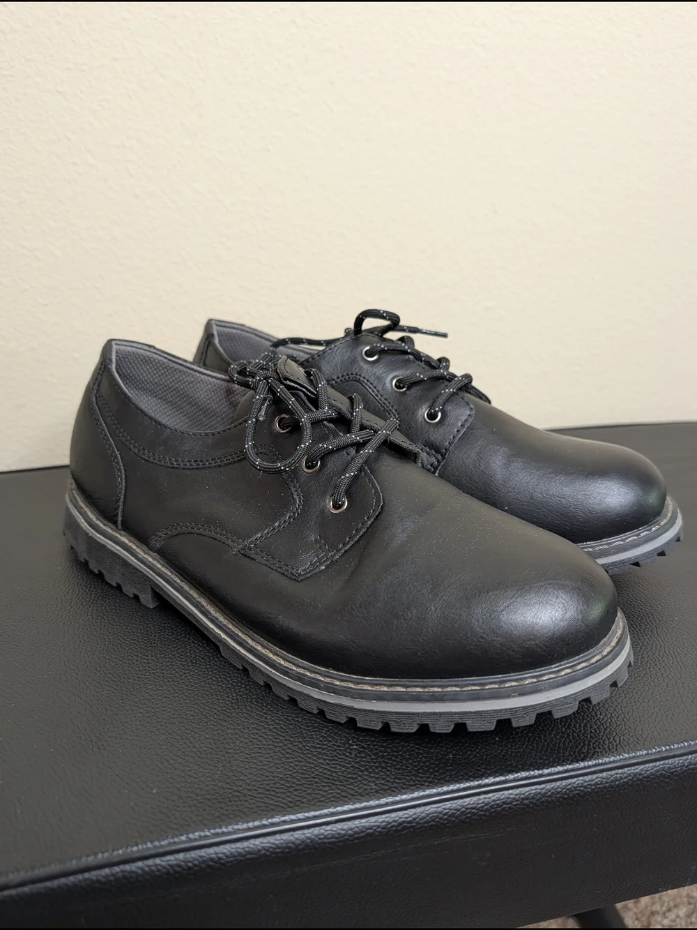 Freeman Charlie Boys' Black Lace-Up Shoes Size 7M